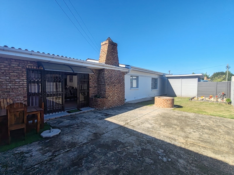 3 Bedroom Property for Sale in Windsor Park Eastern Cape